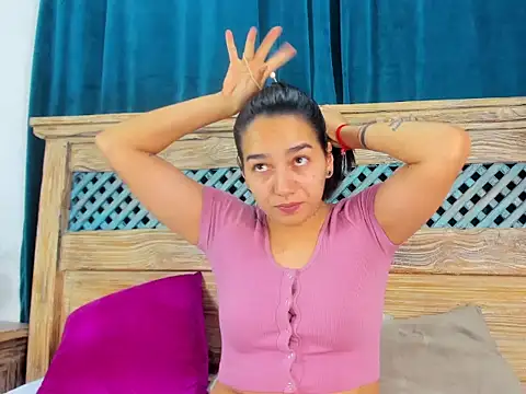 Snapshot of Chelsea_Russell01 chatting on November 2025 02:32:02 AM Chelsea Russell01 online show from November 2025 02:32:02 AM