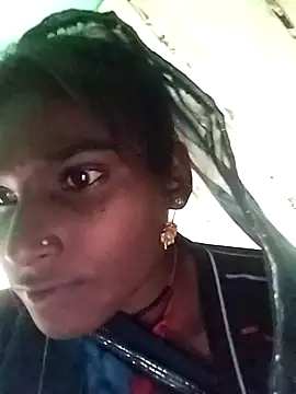 Snapshot of Big_Lovexx chatting on December 2025 06:18:01 AM Big Lovexx online show from December 2025 06:18:01 AM