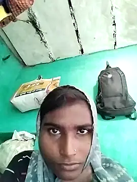 Snapshot of Big_Lovexx chatting on December 2025 05:50:02 AM Big Lovexx online show from December 2025 05:50:02 AM