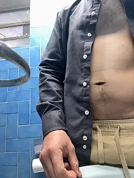 Snapshot of Dihotbi chatting on November 2025 01:04:02 AM Dihotbi online show from November 2025 01:04:02 AM