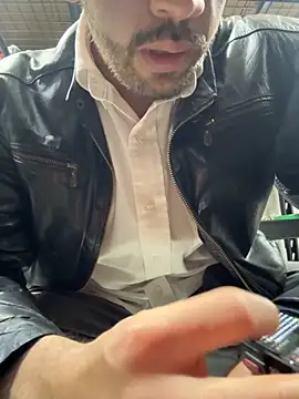 Snapshot of Dihotbi chatting on December 2025 12:27:01 AM Dihotbi online show from December 2025 12:27:01 AM