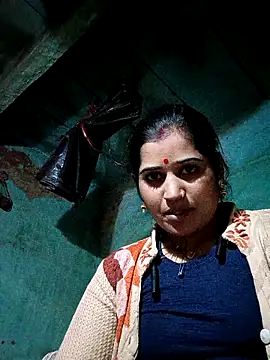 Snapshot of Hot_kamla chatting on November 2025 06:02:01 AM Hot kamla online show from November 2025 06:02:01 AM