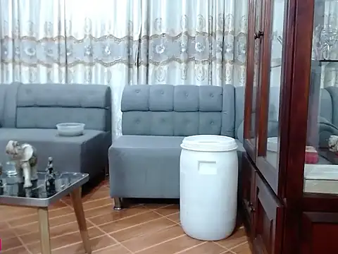 Rabbitum online show from November 2025 12:10:01 AM