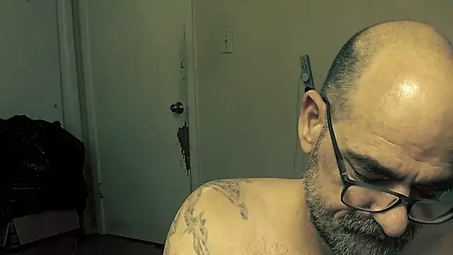 MrBigginTX online show from January 2026 05:34:02 AM