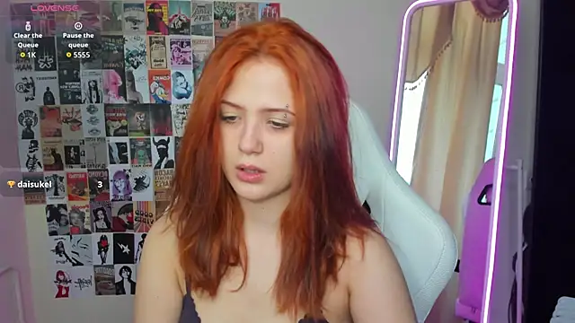 Snapshot of Anora_Miller chatting on December 2025 08:18:01 AM Anora Miller online show from December 2025 08:18:01 AM