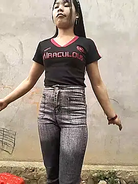 gugu0022 online show from March 2026 01:11:02 AM