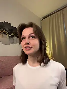 Shy Vivi online show from May 2026 01:19:01 PM