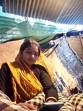 Snapshot of yanuw chatting on November 2025 01:20:02 AM yanuw online show from November 2025 01:20:02 AM