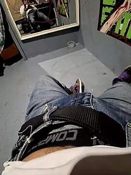 Quieroanode online show from November 2025 07:29:01 AM