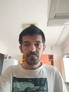 Snapshot of Dale_E chatting on October 2025 08:22:01 AM Dale E online show from October 2025 08:22:01 AM