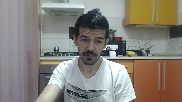 Snapshot of Dale_E chatting on December 2025 06:22:02 AM Dale E online show from December 2025 06:22:02 AM