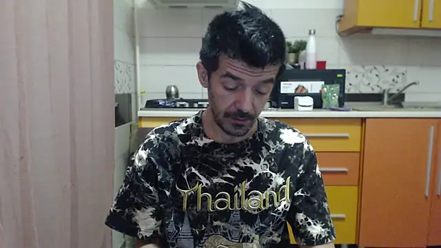 Snapshot of Dale_E chatting on December 2025 05:24:01 AM Dale E online show from December 2025 05:24:01 AM