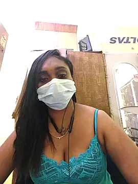 Snapshot of Dharshini98 chatting on December 2025 01:26:02 AM Dharshini98 online show from December 2025 01:26:02 AM