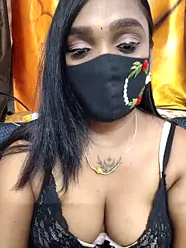 Dharshini98 online show from April 2026 09:43:01 PM