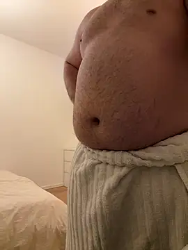 latina w19 online show from February 2026 10:41:01 PM