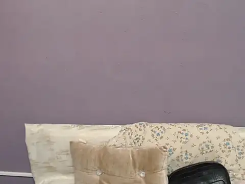 Snapshot of divina_kira chatting on November 2025 08:03:02 AM divina kira online show from November 2025 08:03:02 AM