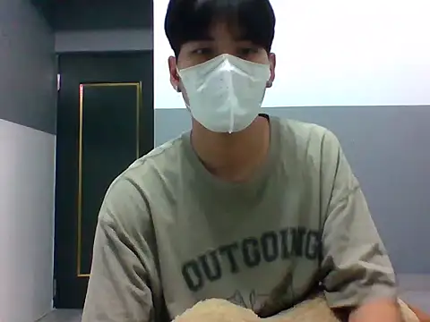 Snapshot of xunyuuu chatting on November 2025 04:25:01 PM xunyuuu online show from November 2025 04:25:01 PM