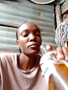 Snapshot of Beverlygurlx6 chatting on February 2026 08:59:02 AM Beverlygurlx6 online show from February 2026 08:59:02 AM