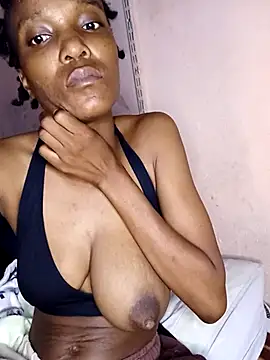 Snapshot of Beverlygurlx6 chatting on March 2026 01:34:02 AM Beverlygurlx6 online show from March 2026 01:34:02 AM