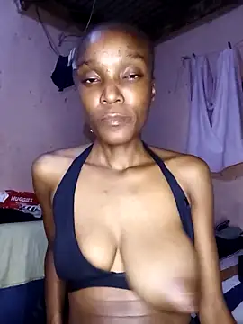 Snapshot of Beverlygurlx6 chatting on March 2026 04:33:01 PM Beverlygurlx6 online show from March 2026 04:33:01 PM