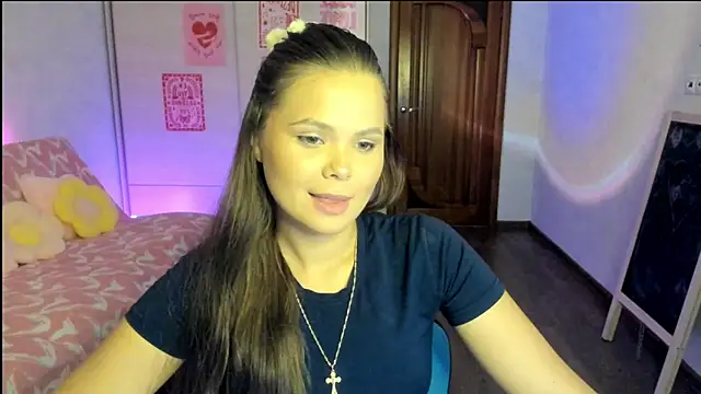 Snapshot of Kira_love_81 chatting on July 2026 07:38:01 PM Kira love 81 online show from July 2026 07:38:01 PM
