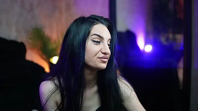 Snapshot of BikiJo chatting on December 2025 06:23:01 PM BikiJo online show from December 2025 06:23:01 PM