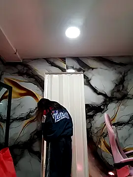 Snapshot of _mery_23 chatting on December 2025 12:21:02 PM mery 23 online show from December 2025 12:21:02 PM