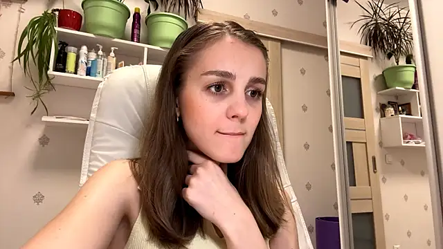 SweetieKatie online show from November 2025 01:21:02 PM