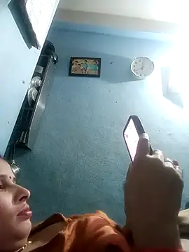 Snapshot of beutiful_hot chatting on December 2025 04:57:02 PM beutiful hot online show from December 2025 04:57:02 PM