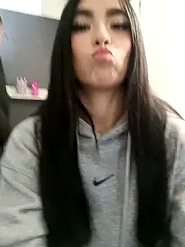 Snapshot of Irina_Fernandez chatting on December 2025 02:00:01 PM Irina Fernandez online show from December 2025 02:00:01 PM