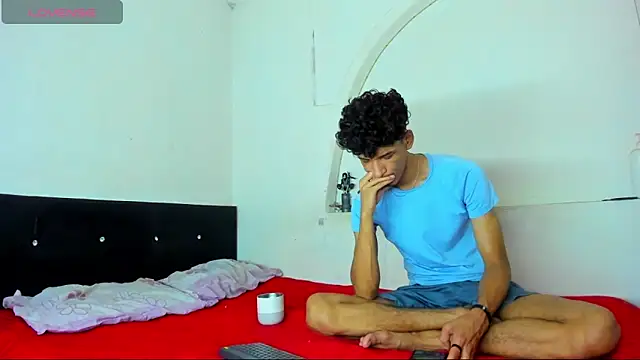 Snapshot of kaiborman00 chatting on March 2026 03:01:02 AM kaiborman00 online show from March 2026 03:01:02 AM