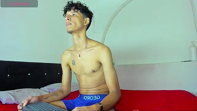 Snapshot of kaiborman00 chatting on March 2026 03:10:02 AM kaiborman00 online show from March 2026 03:10:02 AM