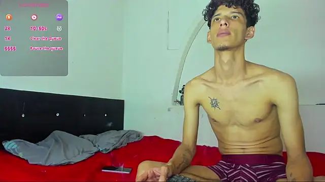 Snapshot of kaiborman00 chatting on April 2026 07:45:01 AM kaiborman00 online show from April 2026 07:45:01 AM