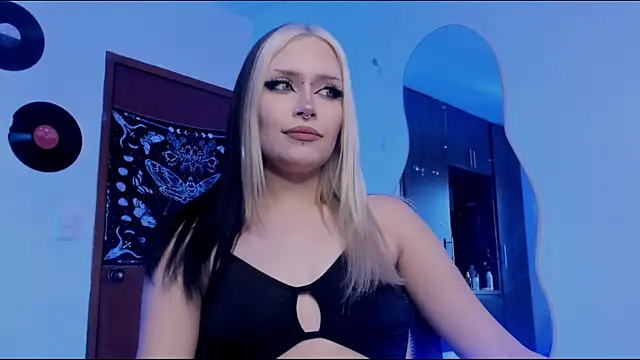 Snapshot of scorpiogyal chatting on November 2025 04:08:02 PM scorpiogyal online show from November 2025 04:08:02 PM