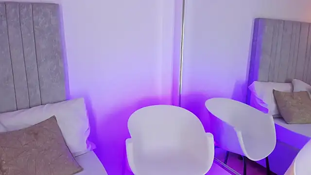 Martina 077 online show from March 2026 08:26:01 PM