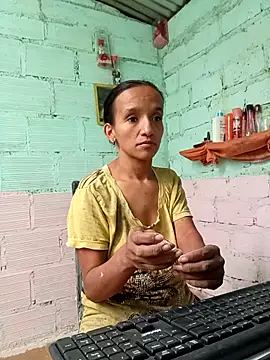 Snapshot of SindyHans chatting on December 2025 02:26:01 PM SindyHans online show from December 2025 02:26:01 PM