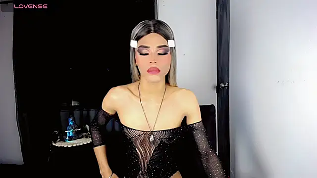 Snapshot of TAYLOR_S7 chatting on November 2025 10:03:02 AM TAYLOR S7 online show from November 2025 10:03:02 AM