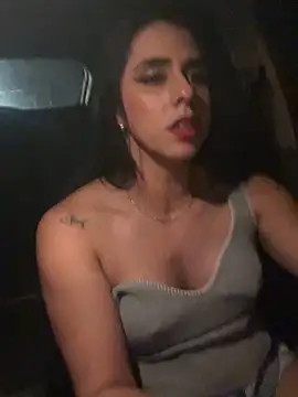 Snapshot of Monahliza chatting on December 2025 10:30:02 PM Monahliza online show from December 2025 10:30:02 PM