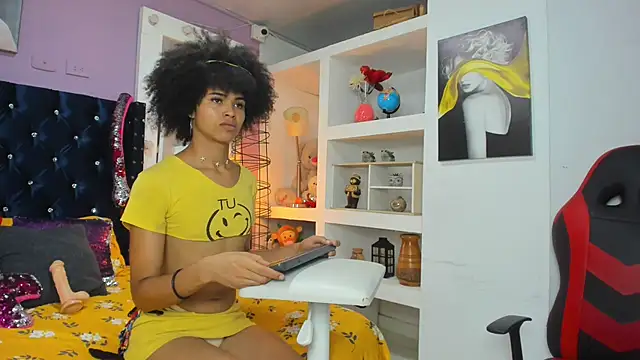 Zaira sofiaa online show from February 2026 02:10:02 AM