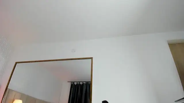 Snapshot of Sasha_Wolff chatting on December 2025 04:36:01 PM Sasha Wolff online show from December 2025 04:36:01 PM