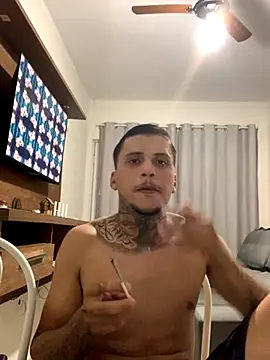 Ryanzl017 online show from November 2025 09:52:02 PM