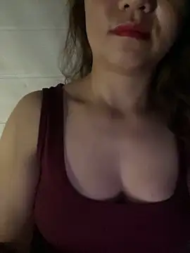 Snapshot of Diana-sexyy chatting on April 2026 11:00:02 PM Diana-sexyy online show from April 2026 11:00:02 PM