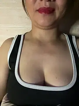 Snapshot of Diana-sexyy chatting on July 2026 03:03:02 PM Diana-sexyy online show from July 2026 03:03:02 PM
