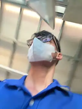 Snapshot of MEFUN- chatting on November 2025 08:06:02 AM MEFUN- online show from November 2025 08:06:02 AM