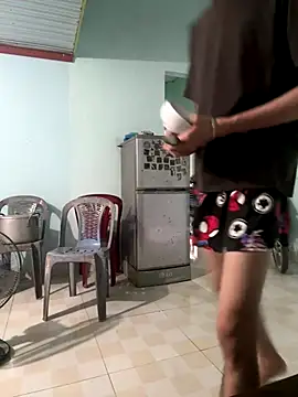 Snapshot of MEFUN- chatting on December 2025 05:24:02 AM MEFUN- online show from December 2025 05:24:02 AM