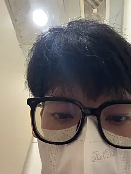 Snapshot of MEFUN- chatting on January 2026 06:22:02 PM MEFUN- online show from January 2026 06:22:02 PM