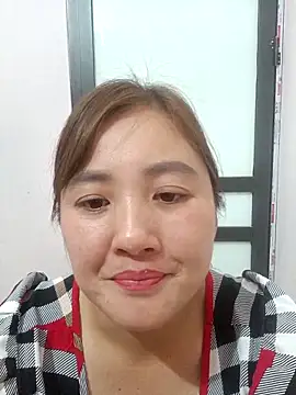 Little-Red123 online show from December 2025 11:52:01 AM