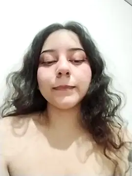 Snapshot of chibi_love chatting on November 2025 05:24:01 AM chibi love online show from November 2025 05:24:01 AM