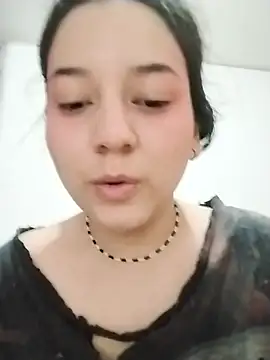 Snapshot of chibi_love chatting on November 2025 08:08:01 PM chibi love online show from November 2025 08:08:01 PM