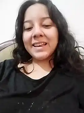 Snapshot of chibi_love chatting on November 2025 07:48:02 PM chibi love online show from November 2025 07:48:02 PM